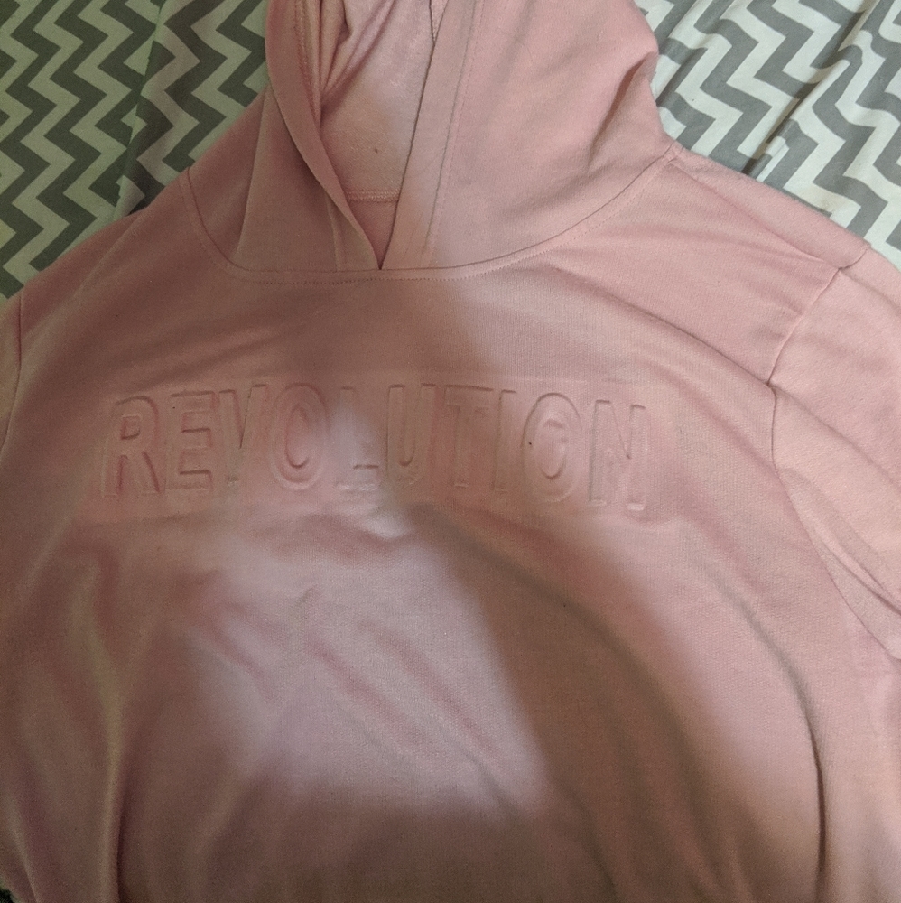 Hooded long sleeve shirt